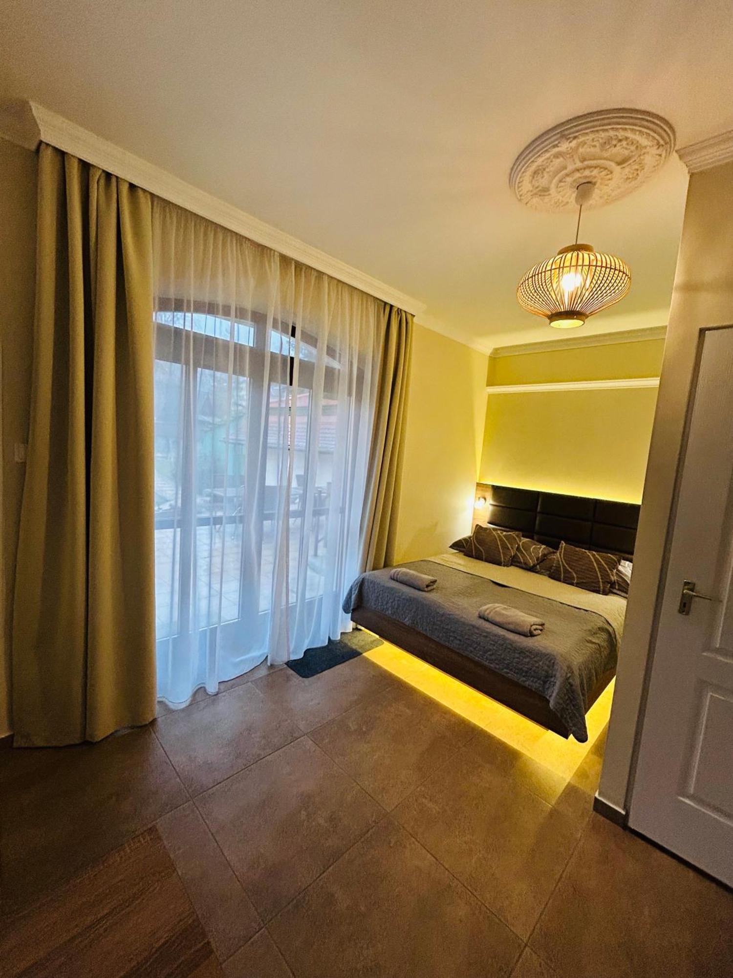 Harmónia Vendégház Miskolc Esterno foto