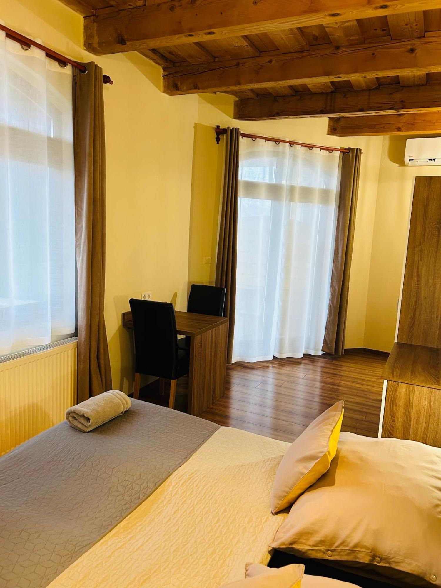 Harmónia Vendégház Miskolc Esterno foto