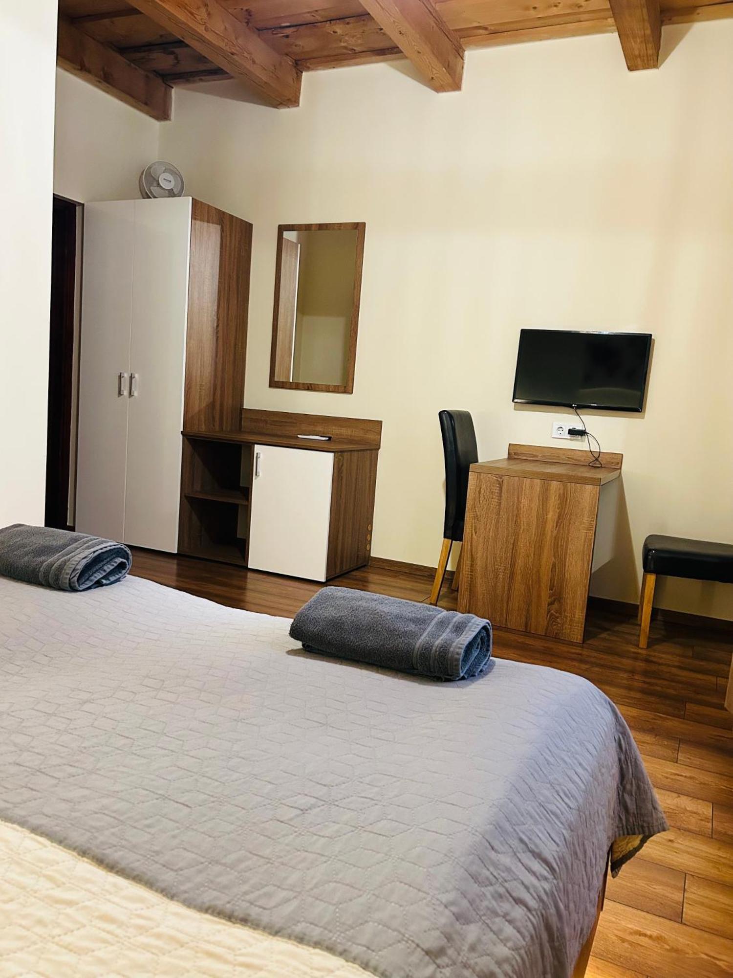 Harmónia Vendégház Miskolc Esterno foto